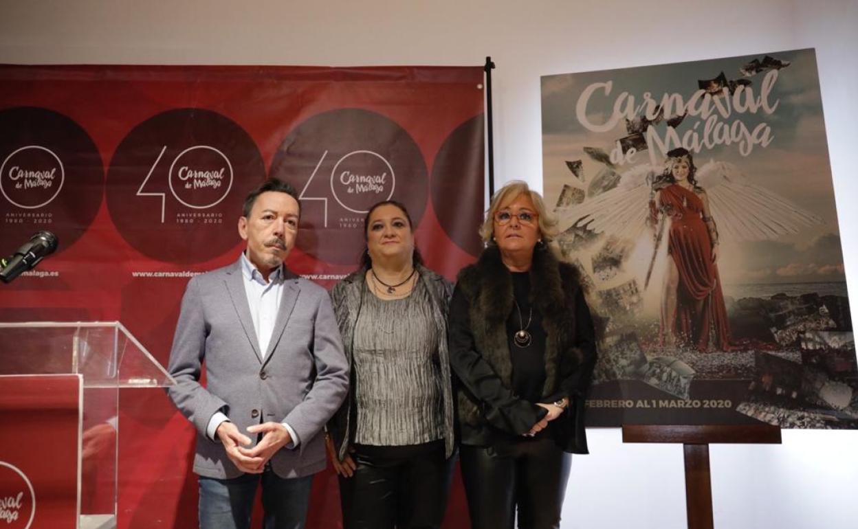 Rafael Acejo, Sandra Pastor y Teresa Porras, durante la presentación. 