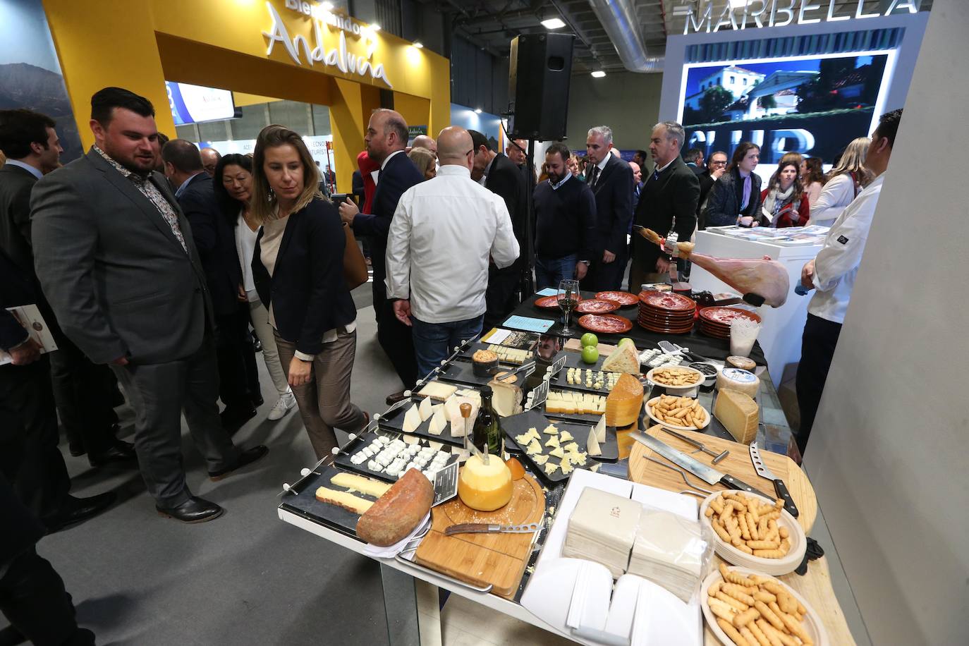 La Reina Letizia inaugura la 40.º edición de la Feria Internacional de Turismo en Madrid