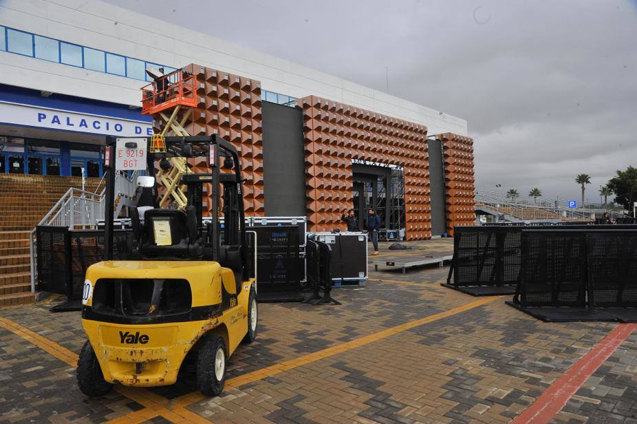 Preparativos para la gala en el Martín Carpena 