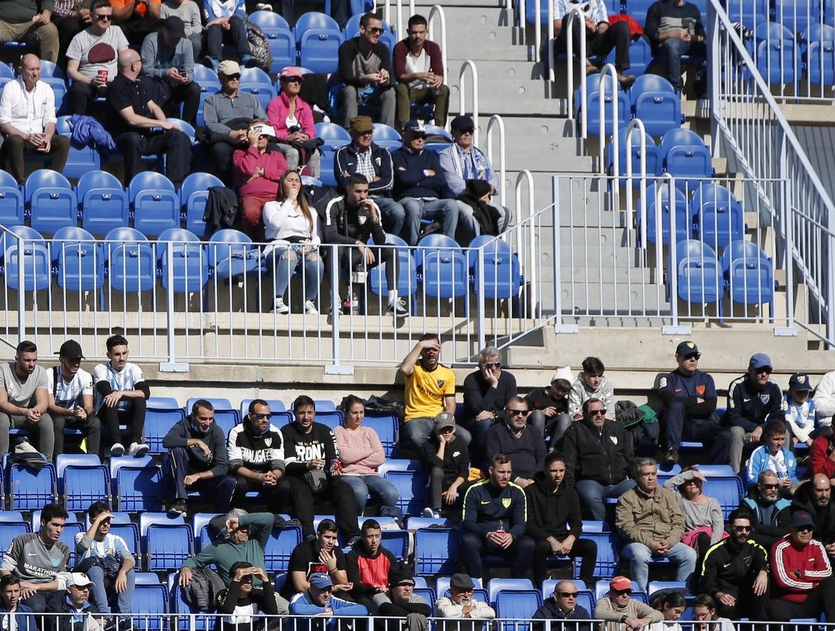 Las mejores imágenes de los aficionados que asistieron al Málaga.Mirandés (2-2)