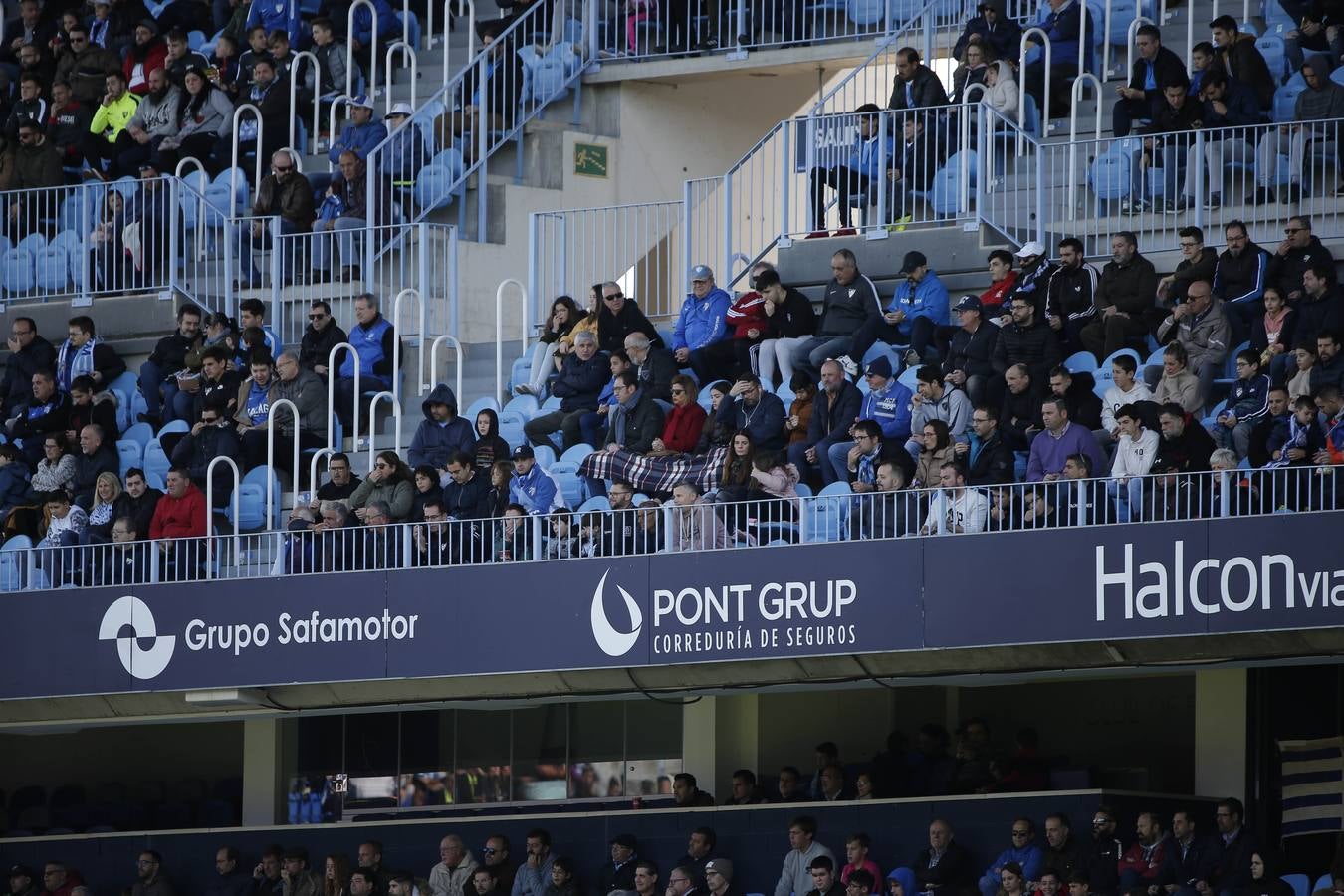 Las mejores imágenes de los aficionados que asistieron al Málaga.Mirandés (2-2)