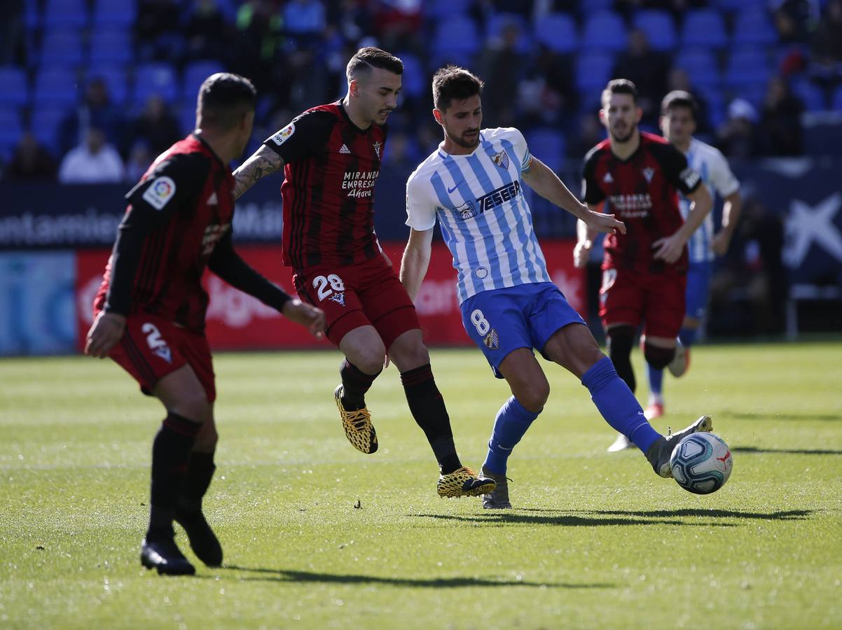 El equipo blanquiazul regala dos goles y sólo puede empatar