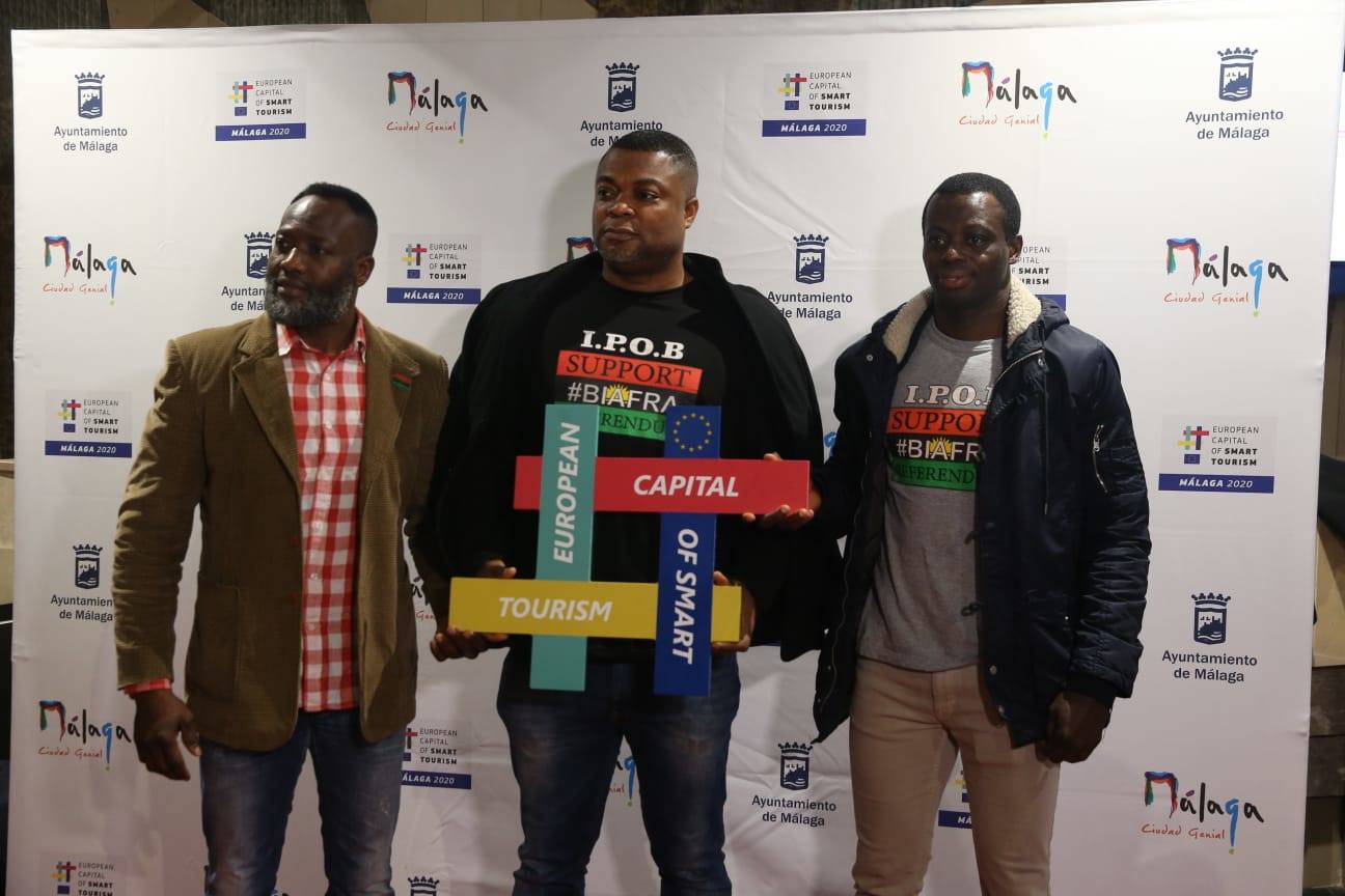 Unos 900 invitados asisten al acto, celebrado en el Palacio de Ferias de Málaga. 