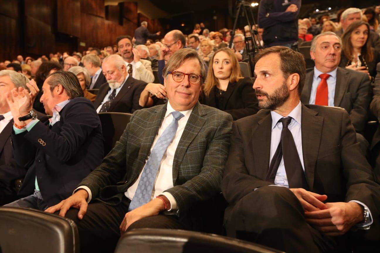 Unos 900 invitados asisten al acto, celebrado en el Palacio de Ferias de Málaga. 