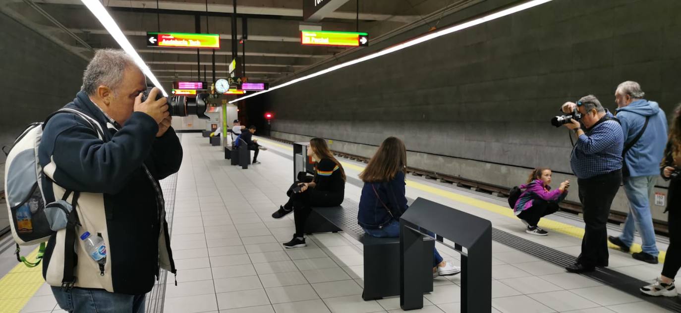 La prueba, que cumple este año su décima edición, reúne a decenas de aficionados al mundo de la imagen en Málaga para pasar una jornada lúdica y de convivencia en torno a la fotografía