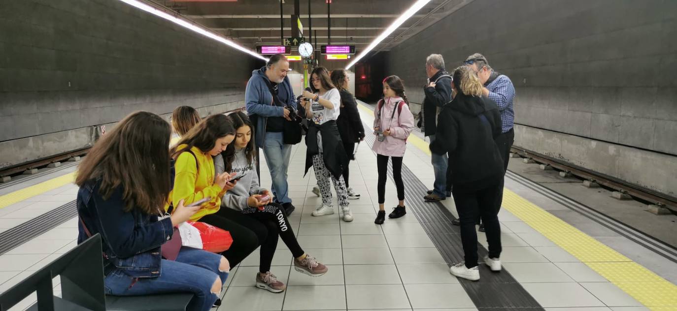 La prueba, que cumple este año su décima edición, reúne a decenas de aficionados al mundo de la imagen en Málaga para pasar una jornada lúdica y de convivencia en torno a la fotografía