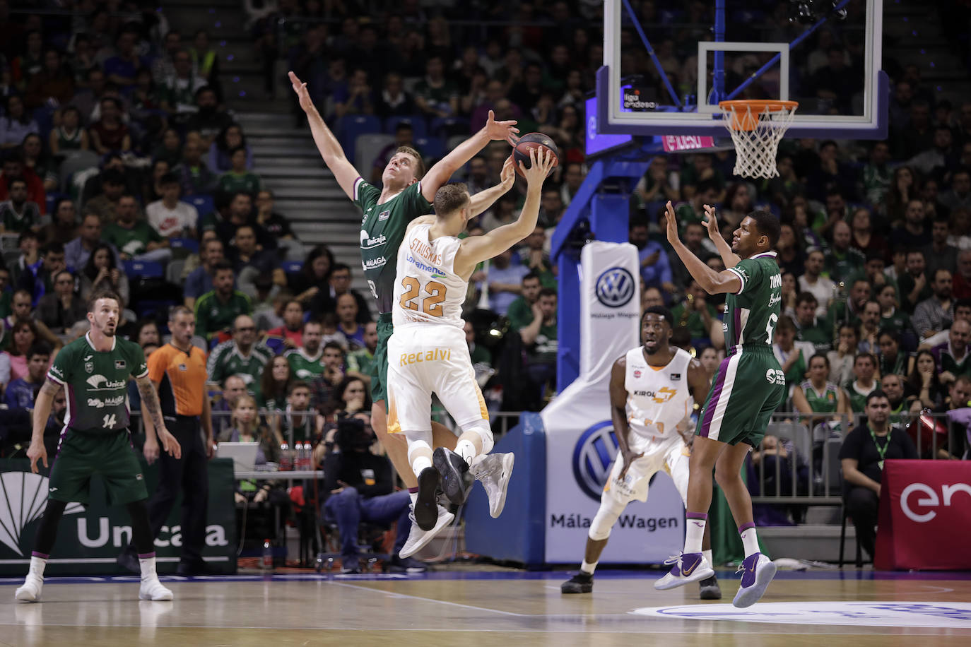 Fotos: El triunfo del Unicaja ante el Baskonia, en imágenes