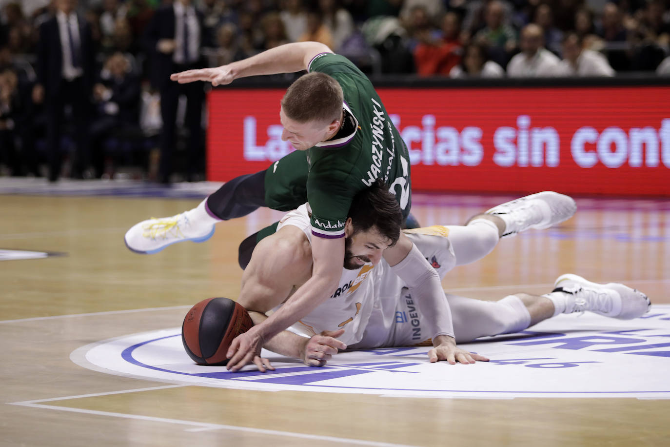 Fotos: El triunfo del Unicaja ante el Baskonia, en imágenes