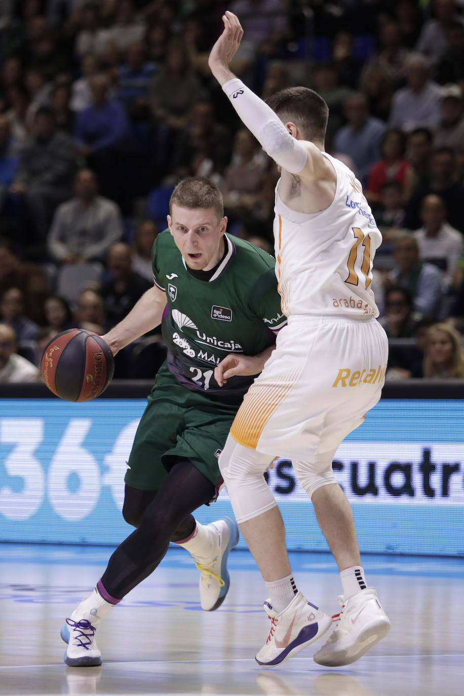 Fotos: El triunfo del Unicaja ante el Baskonia, en imágenes