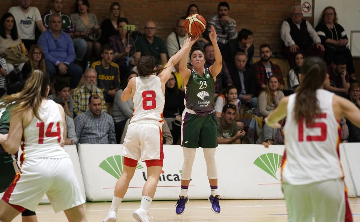 Ángela Rodríguez, durante el encuentro. 