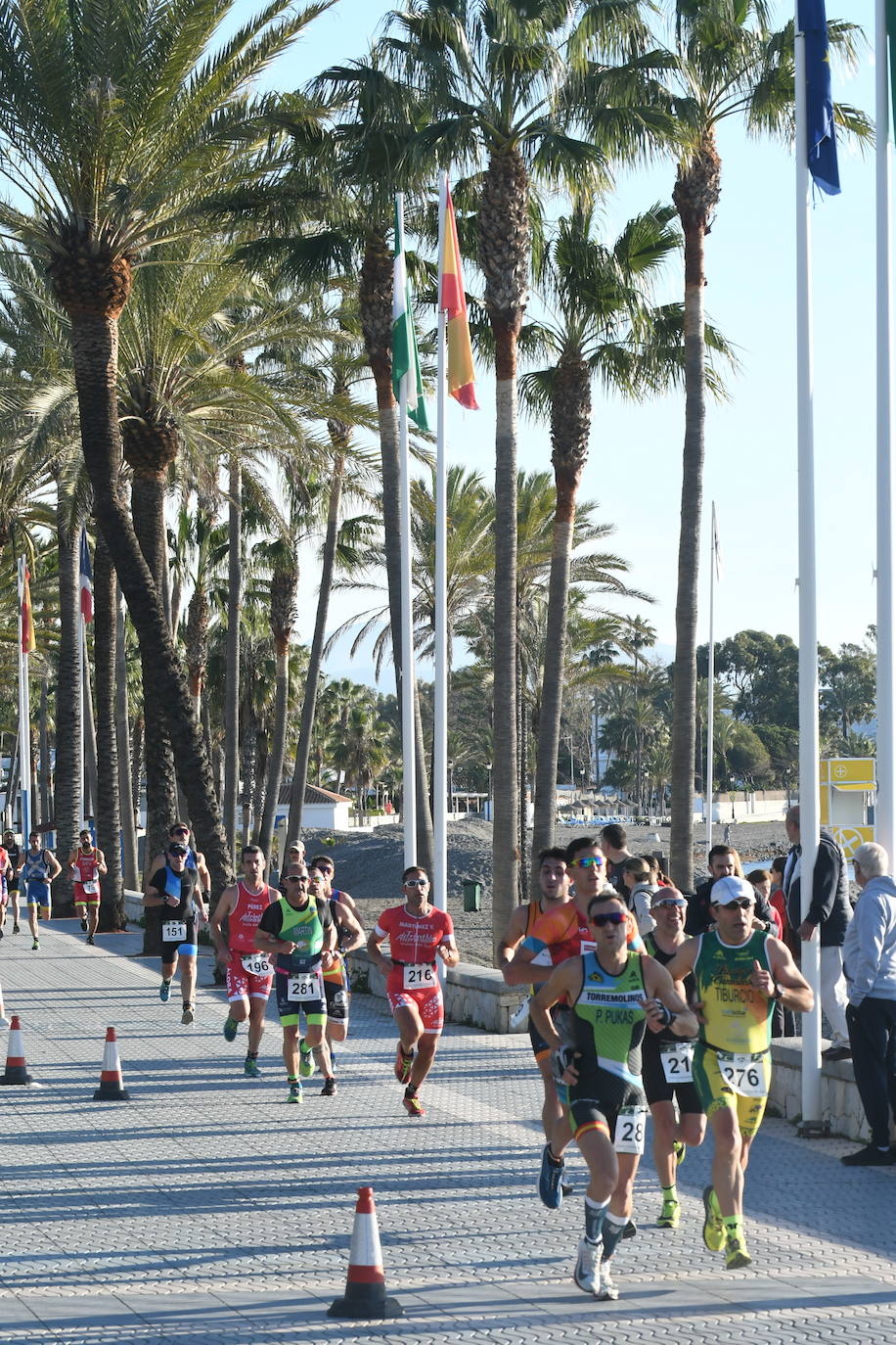 Unos 800 atletas se han dado cita en esta cita deportiva que incluye esta edición como novedad una promoción para deportistas no federados de categorías alevín e infantil