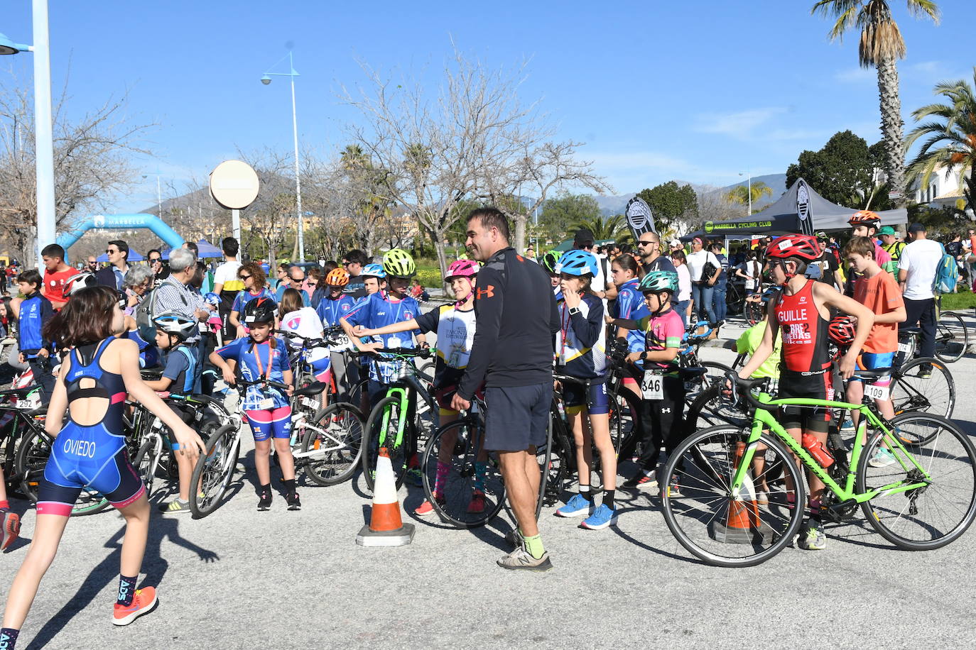 Unos 800 atletas se han dado cita en esta cita deportiva que incluye esta edición como novedad una promoción para deportistas no federados de categorías alevín e infantil