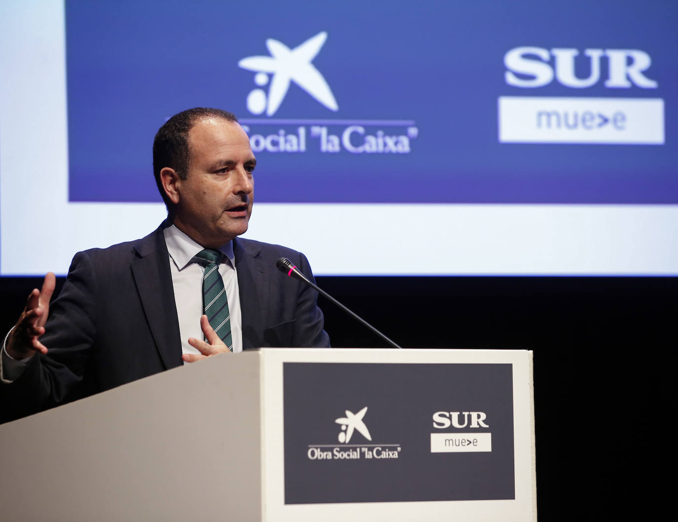 Entrega de galardones al compromiso social de distintas asociaciones malagueñas en el Museo Picasso con Diario SUR y Fundación La Caixa