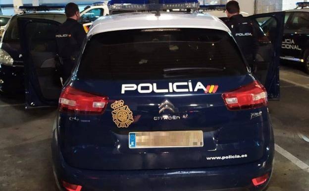 Tres detenidos por la venta de cocaína y heroína en Los Palomares