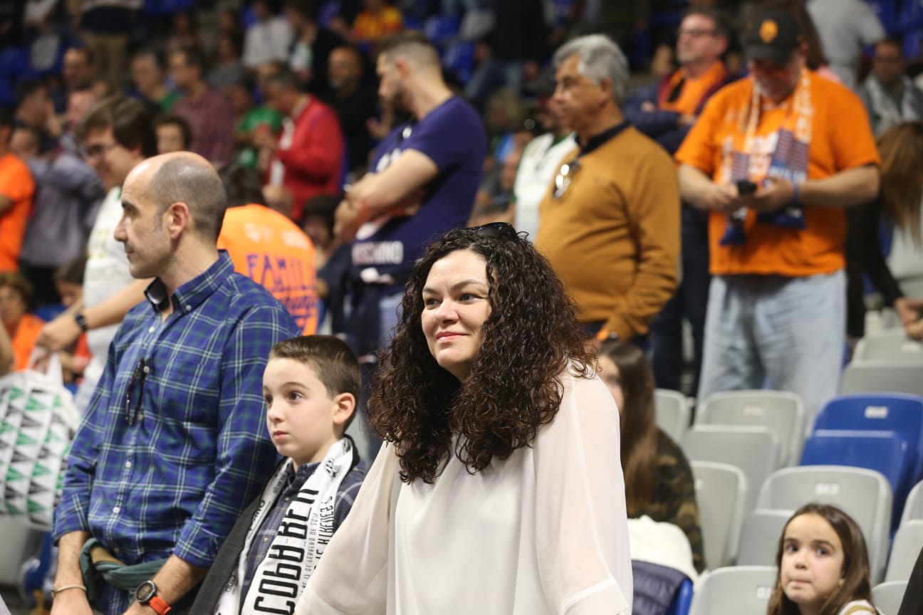 Llenazo en el Carpena para ver el Real Madrid-Valencia y el Unicaja-Andorra