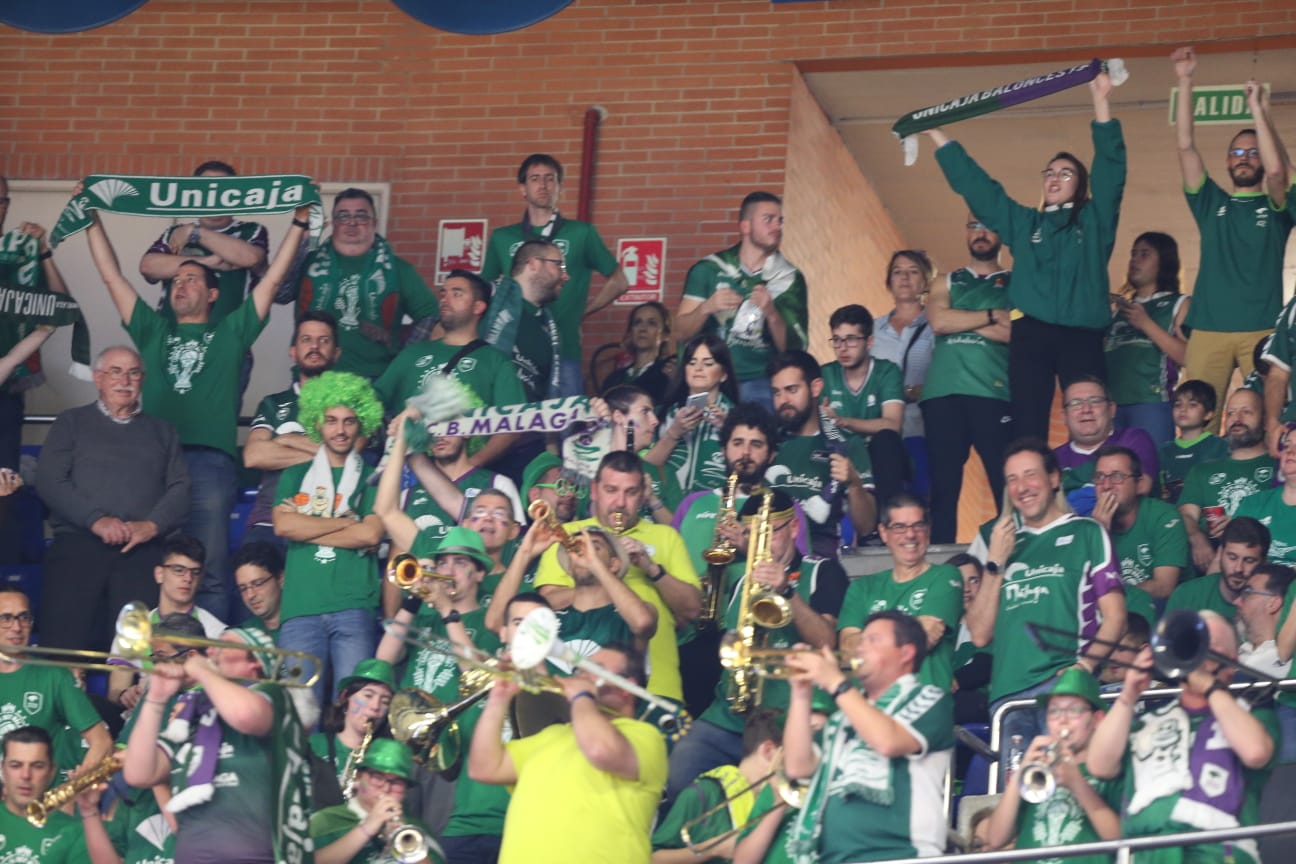 Llenazo en el Carpena para ver el Real Madrid-Valencia y el Unicaja-Andorra