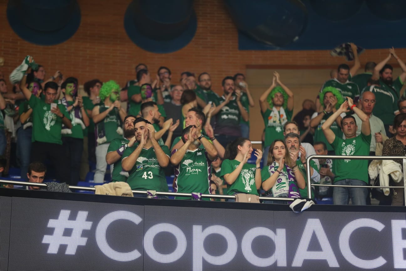 Llenazo en el Carpena para ver el Real Madrid-Valencia y el Unicaja-Andorra