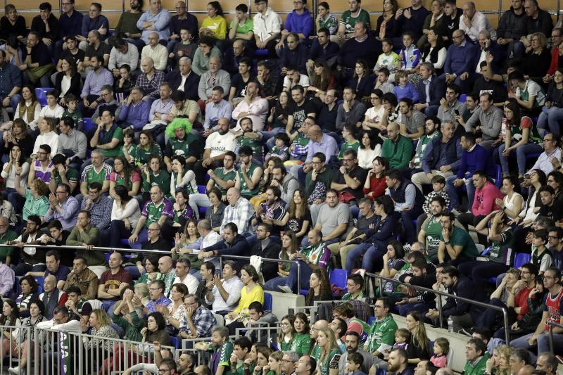 Gradas llenas en el Martín Carpena para ver el Unicaja-Real Madrid