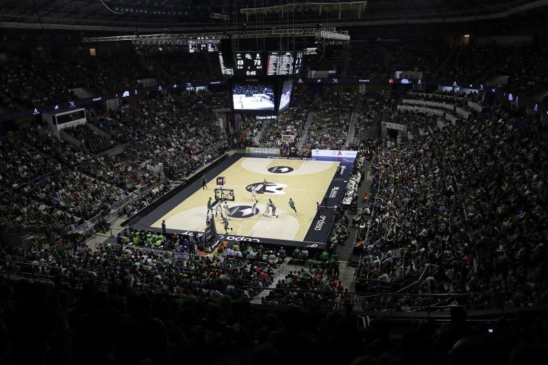 Gradas llenas en el Martín Carpena para ver el Unicaja-Real Madrid