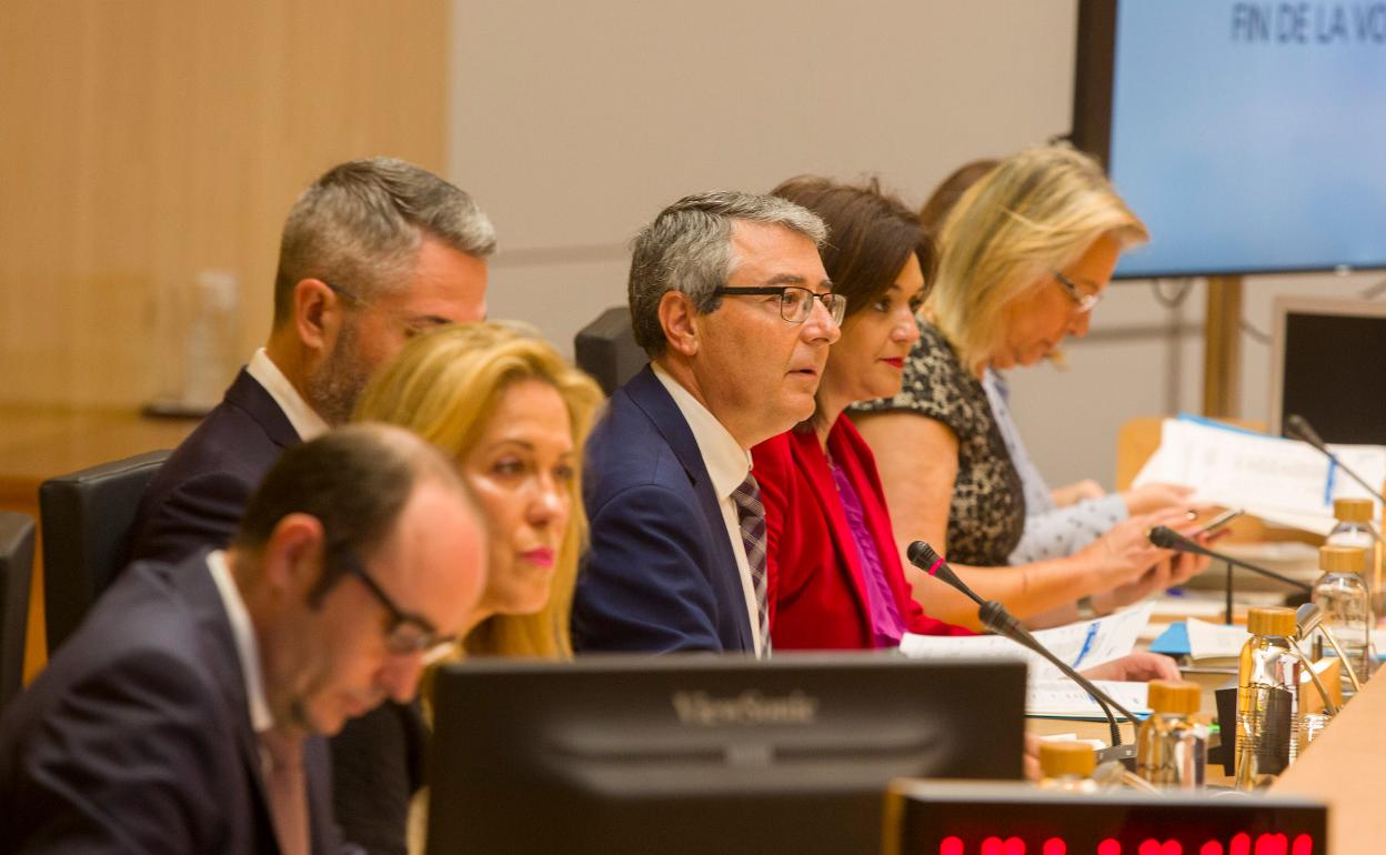 Francisco Salado, durante un momento del pleno ordinario del mes de febrero. 