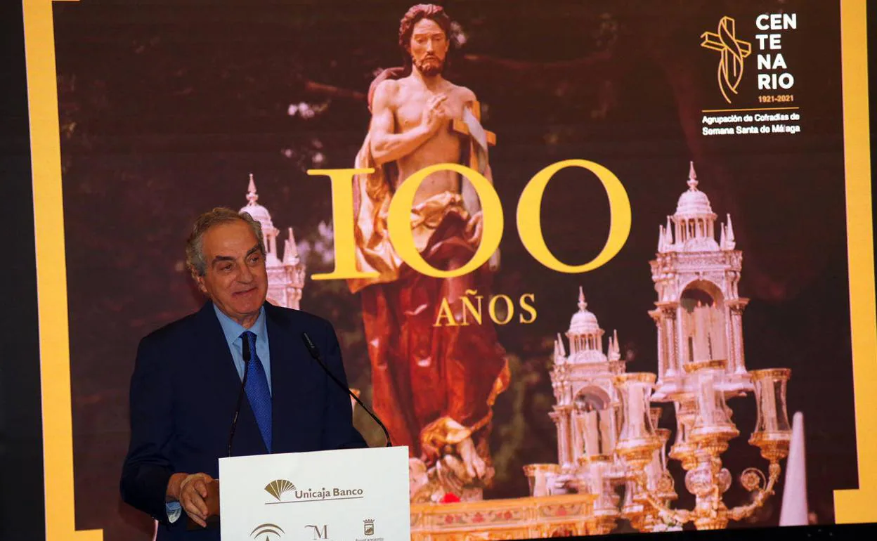 Luis Merino, durante la presentación de los actos por el centenario de la Agrupación de Cofradías. 
