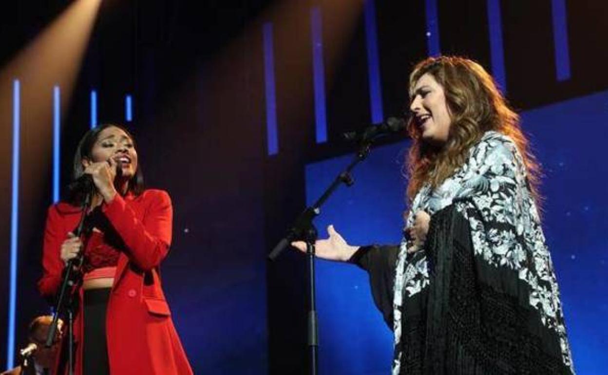 Nia y Estrella Morente, en el escenario de 'OT 2020'