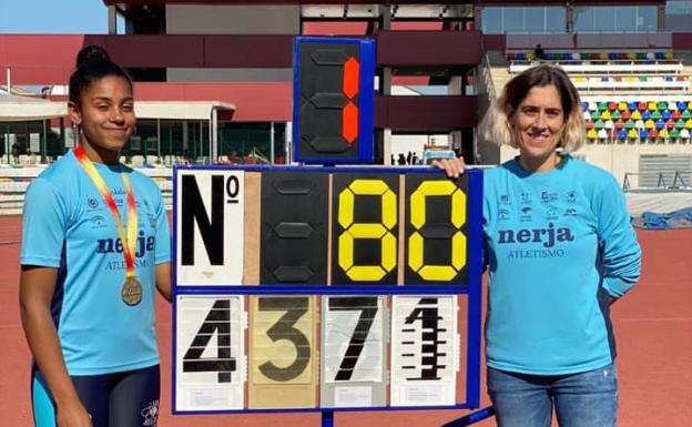 Ezenwa y su entrenadora María José Gómez, la pasada semana en el Campeonato de España. 