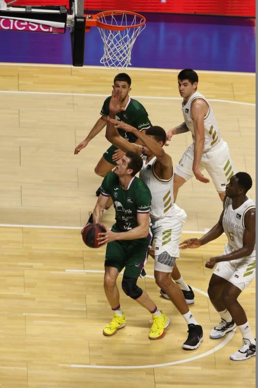 El Carpena revivió una reedición de la final de la Copa del Rey