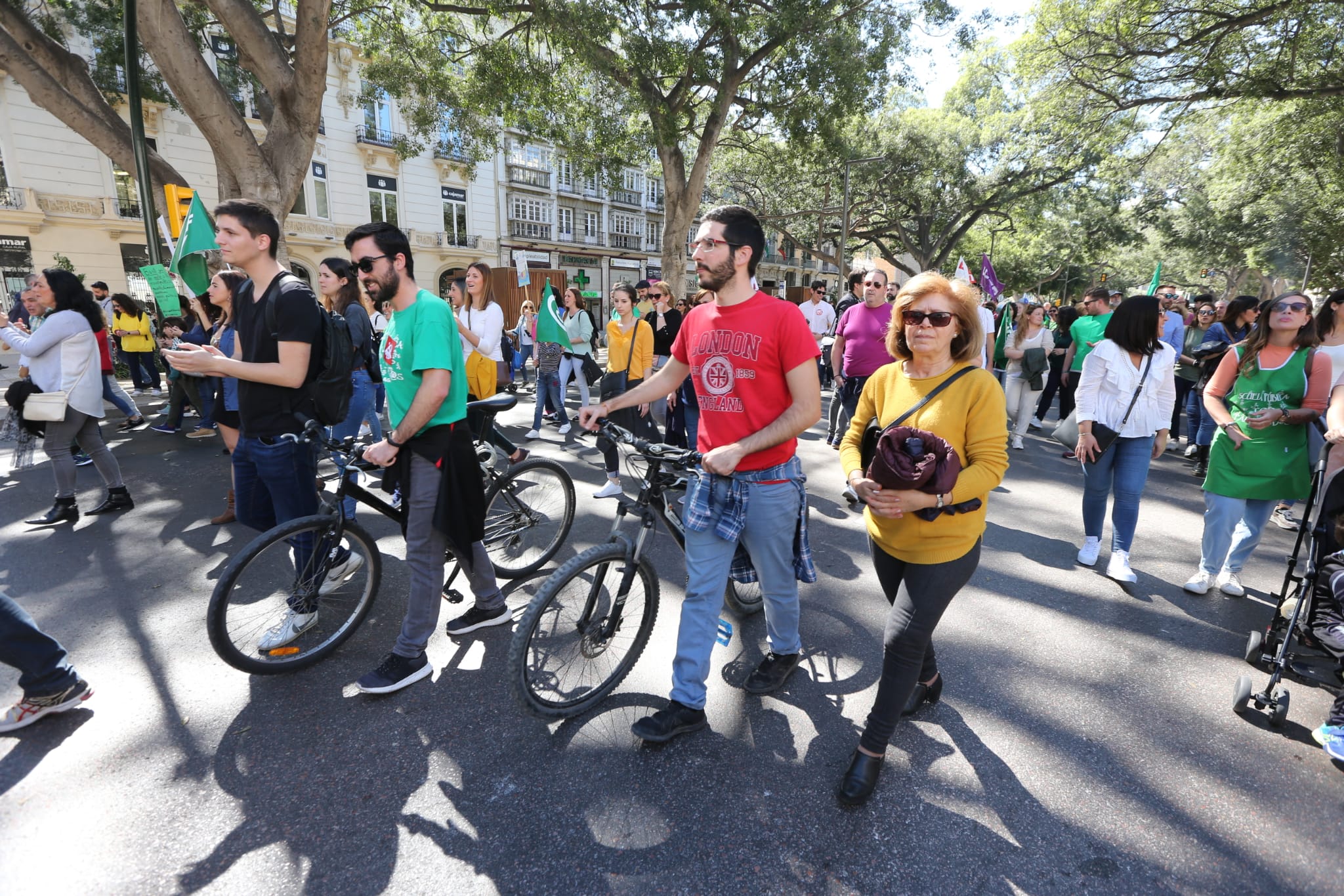 Manifestación en Málaga con motivo de la huelga educativa contra el decreto de escolarización de la Junta de Andalucía