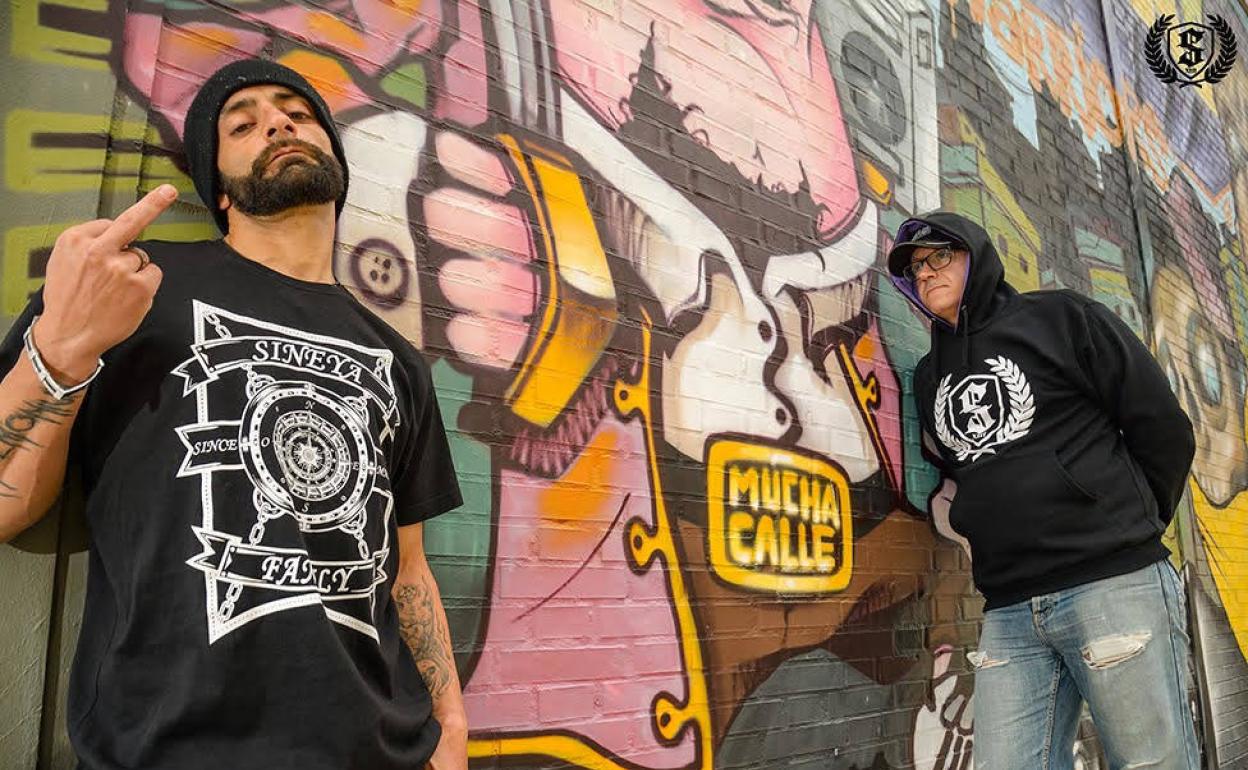 José Manuel Leiva y Domingo Gómez, componentes de 'Pandemonium'.