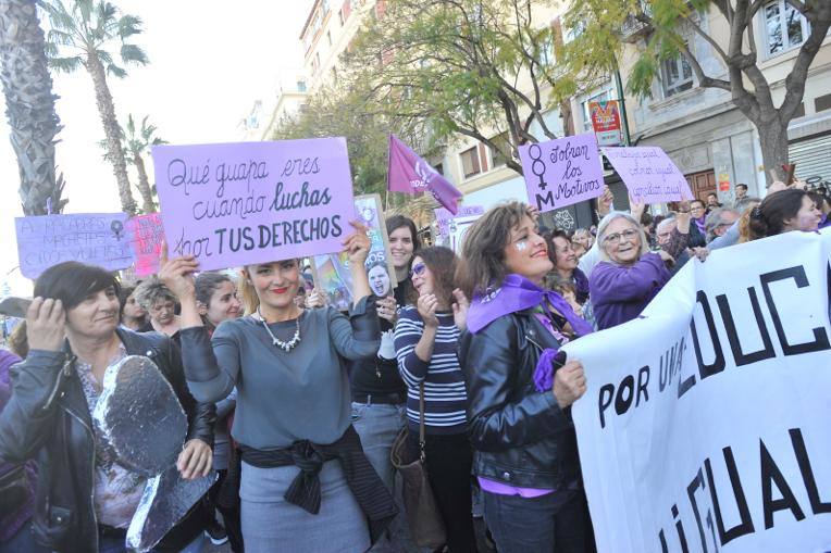 Fotos: La marcha del 8M en Málaga, en imágenes