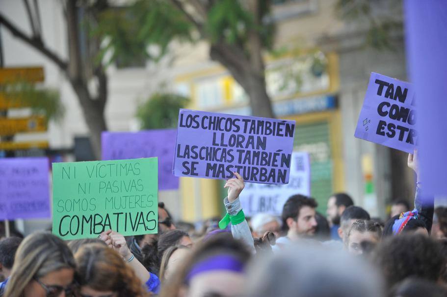 Fotos: La marcha del 8M en Málaga, en imágenes