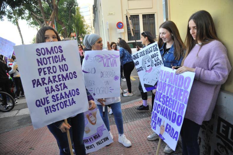 Fotos: La marcha del 8M en Málaga, en imágenes