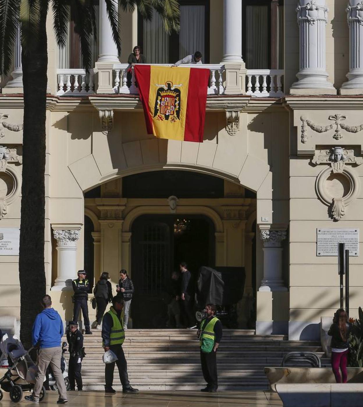 El entorno del Ayuntamiento de Málaga, esta mañana.