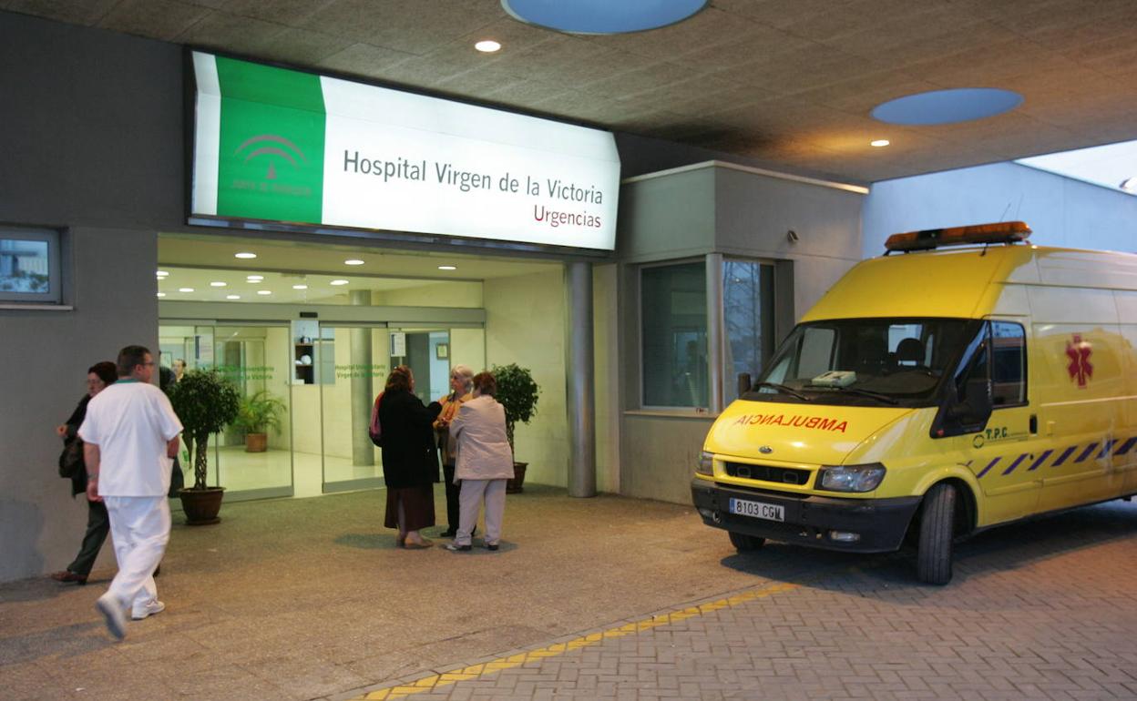 Exterior del Hospital Clínico. 