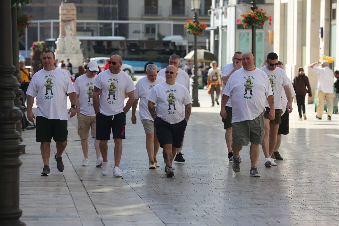 Grupo de turistas por el Centro