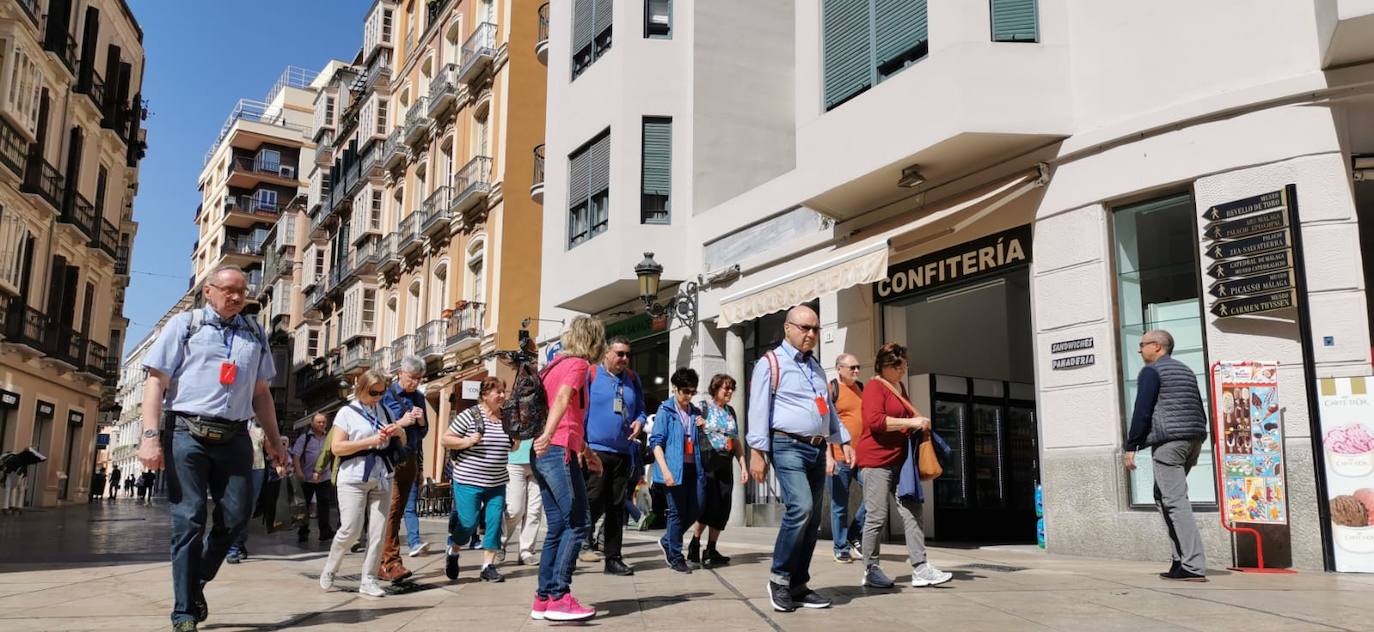 Grupo de turistas en el centro de Málaga