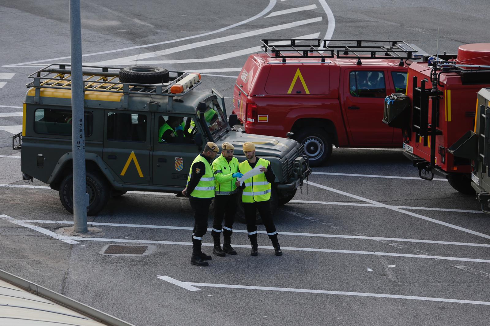 La Unidad Militar de Emergencia en el aeropuerto de Málaga.