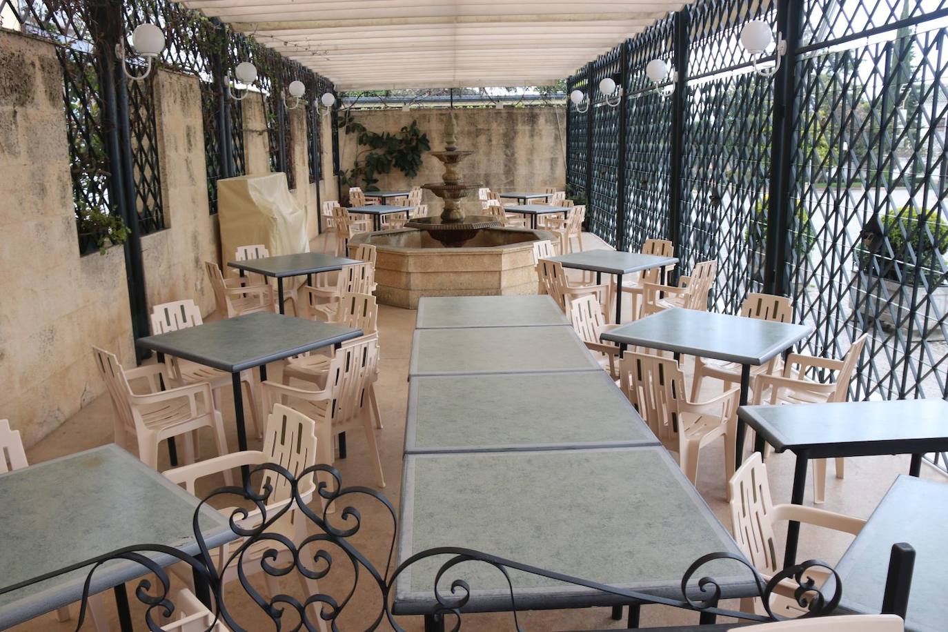 Así están las calles y locales de Ronda por la cuarentena