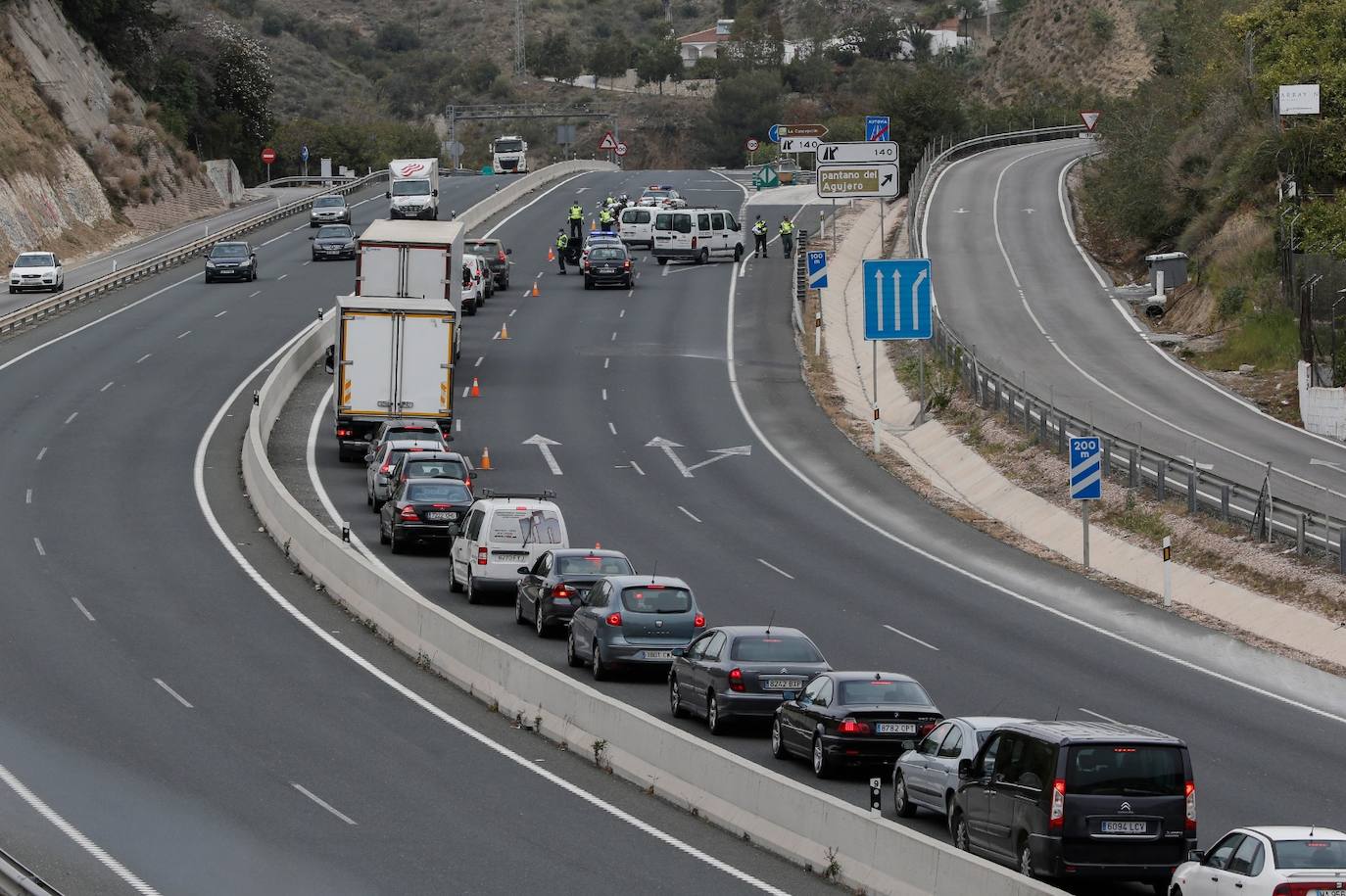 Galería. Controles en la salida de Málaga