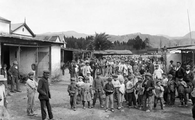 Zona oriental de El Bulto, próxima a la desembocadura del Guadalmedina. Hacia 1910 