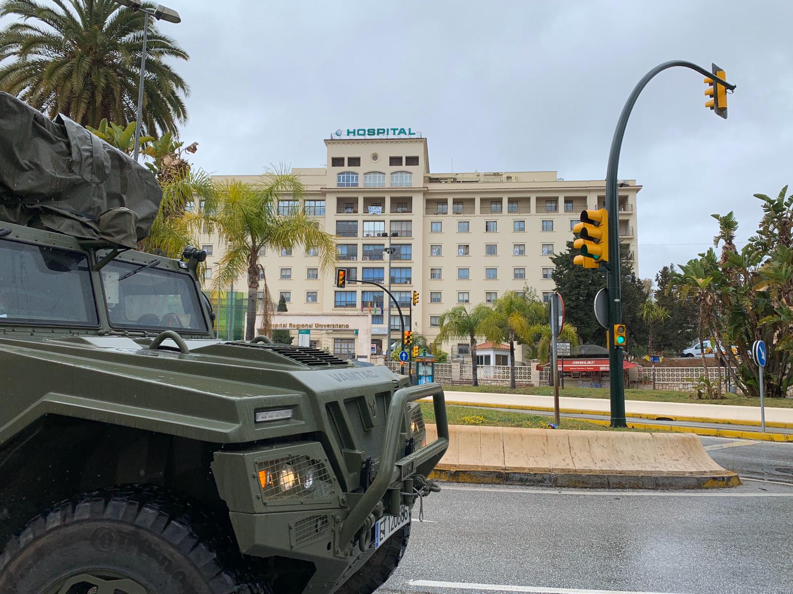 Militares, en el Hospital Regional de Málaga
