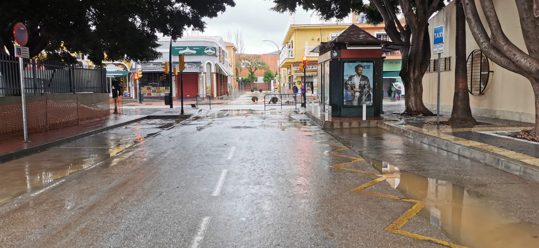 Bomberos y Protección Civil intervienen por pequeñas inundaciones en Campanillas