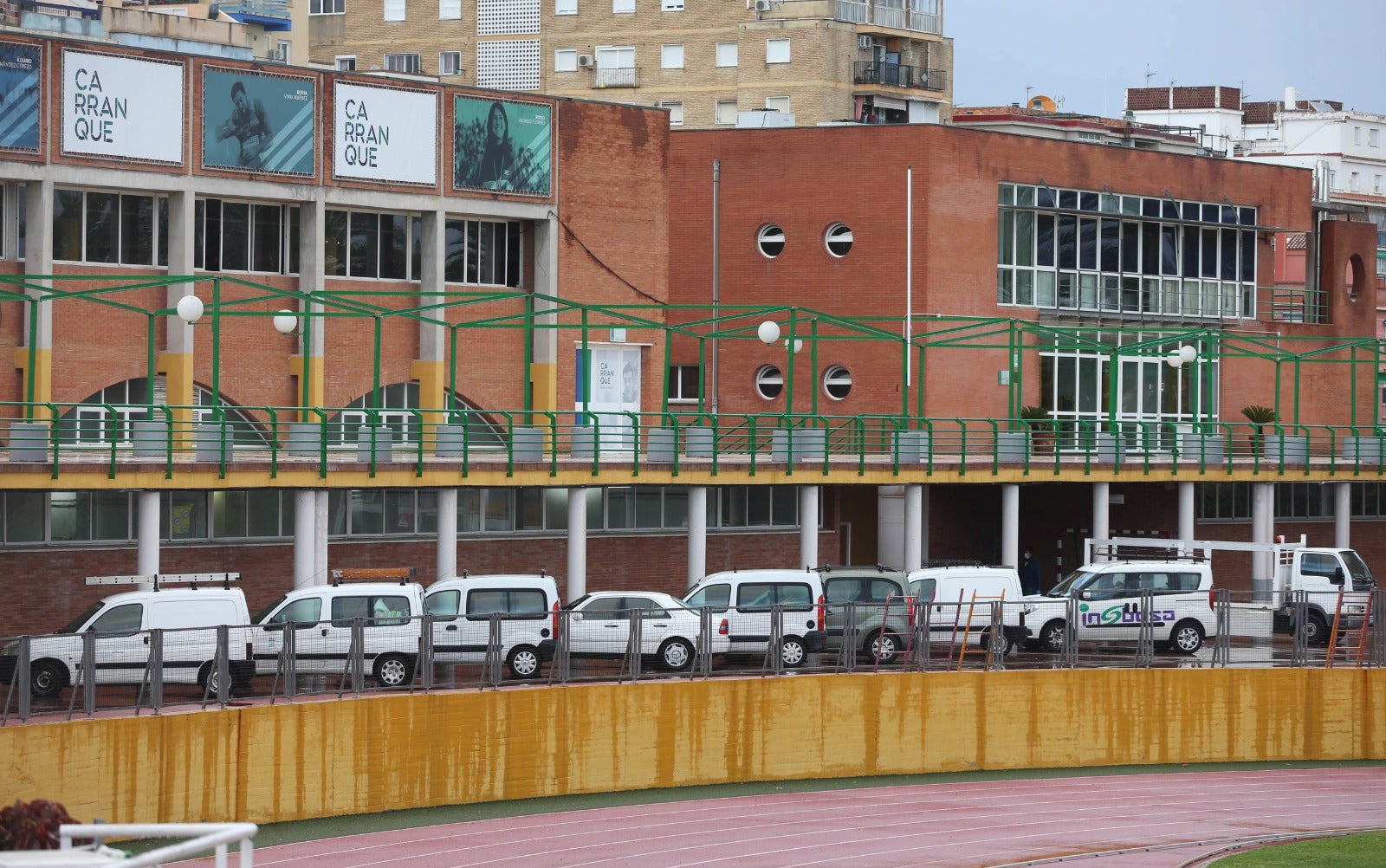 El acondicionamiento de la Ciudad Deportiva de Carranque como hospital de campaña va a buen ritmo