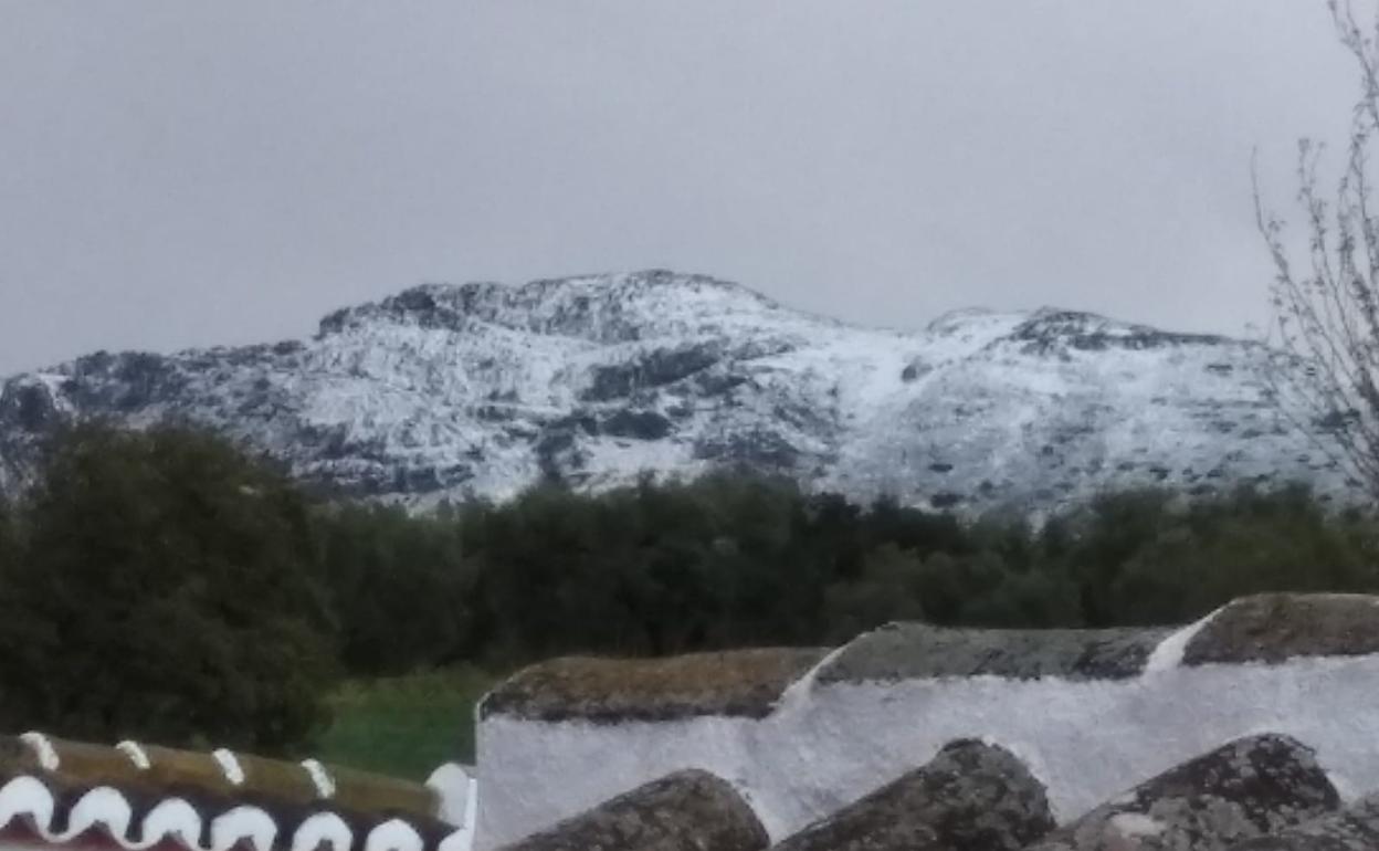 Nieve, esta mañana en El Torcal de Antequera. 