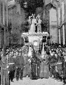 Imagen secundaria 2 - Arriba, Virgen de la Soledad en 1920. Abajo, a la izquierda, Virgen de la Esperanza. A la derecha, Cristo de Azotes y Columna.