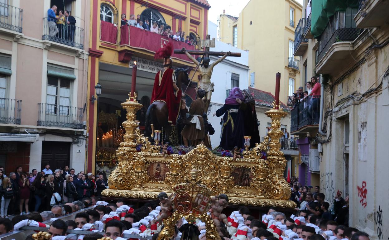 Salida, en 2018, del Santísimo Cristo de la Sangre.