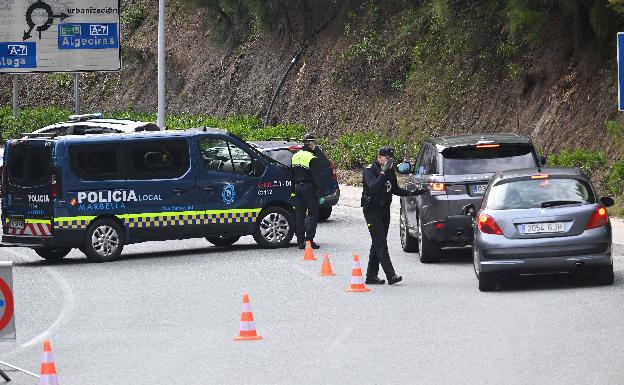 Dispositivo este miércoles en una de las entradas a Marbella