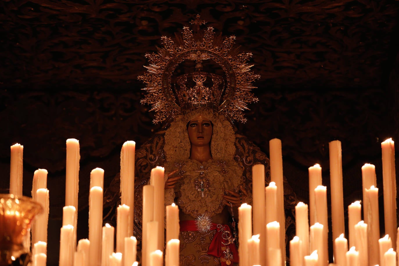 Jesús Nazareno del Paso y María Santísima de la Esperanza en las calles de Málaga