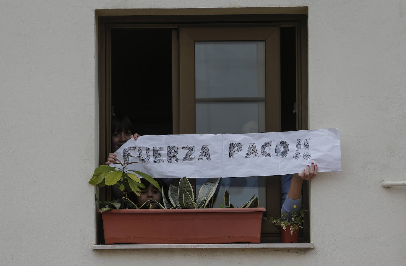 El alcalde de Málaga recibe el alta y tendrá que recuperarse en su domicilio sin actividad laboral 10 días.